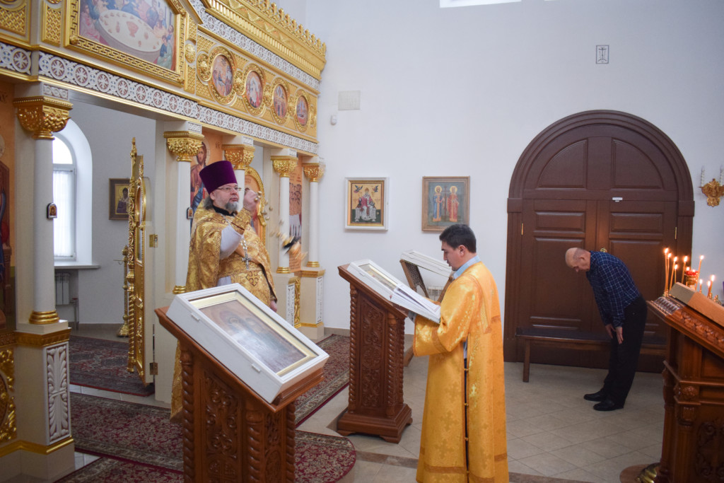 Литургия 23 февраля 2020