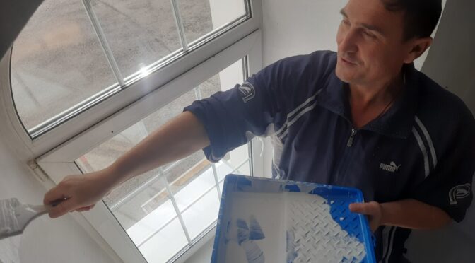 Прихожане нашего храма занимались благоустройством